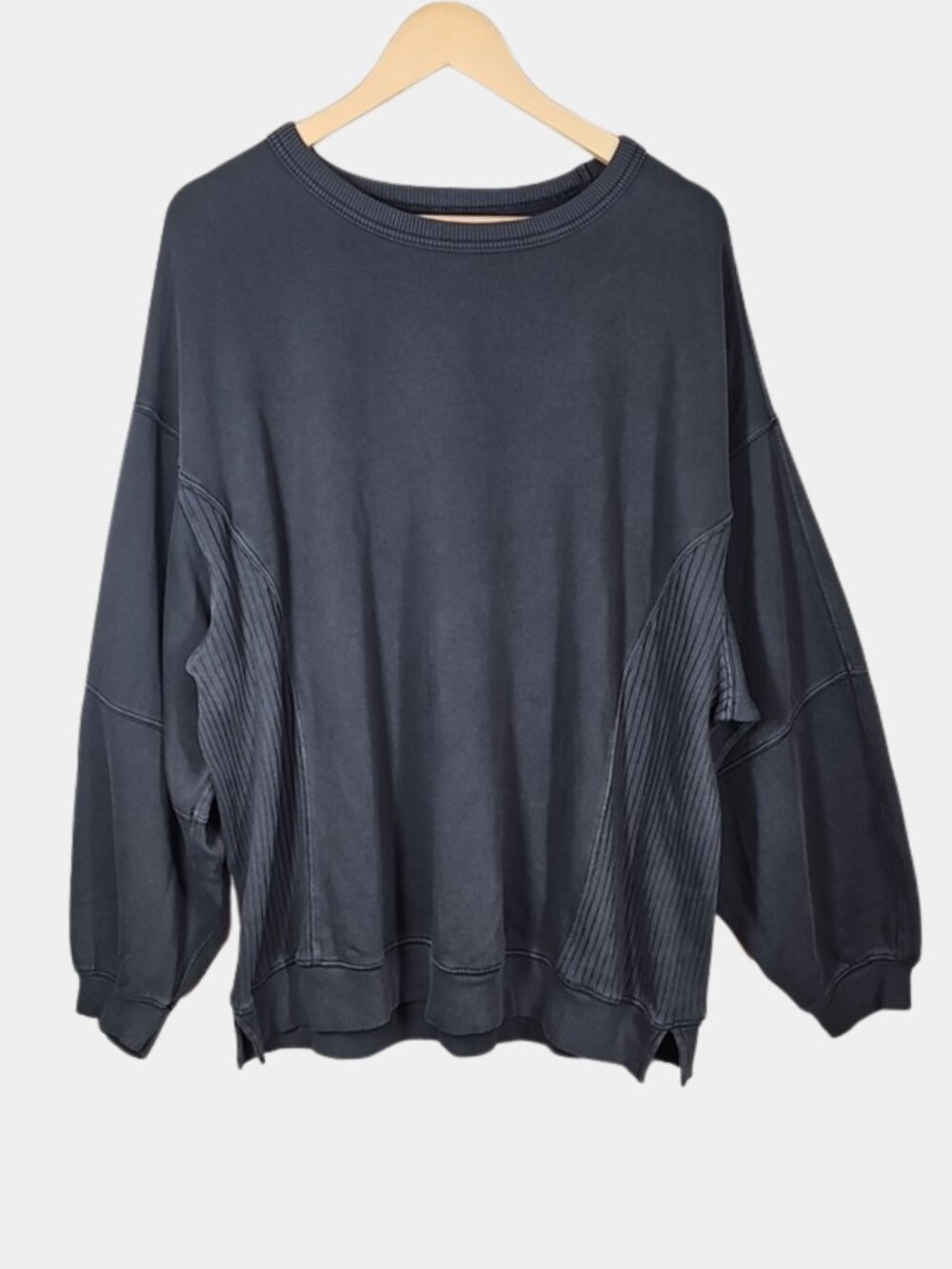 NWT Aerie Oversized Crewneck Sweatshirt L Black Ribbed Side Panel Gorpcore Comfy